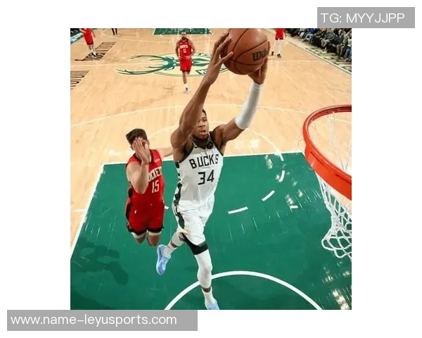 字母哥上半场表现平平仅得10分3板3助2断球队需更强支持